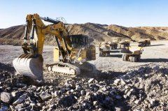 并运用全闭环数智一体化心肺复苏机、手持式气