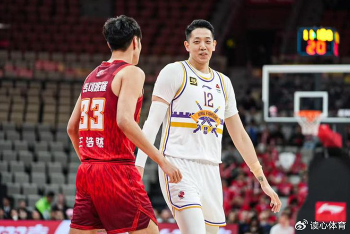 焦泊乔离队引广东宏远困境 潜在交易或缓解内线