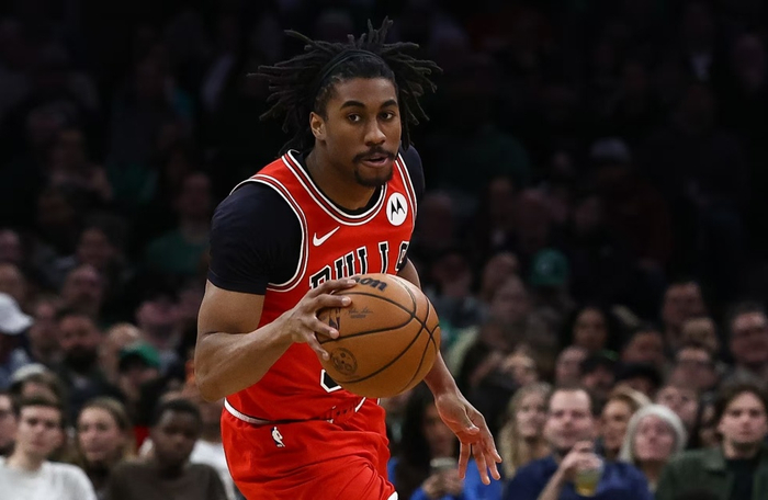 艾维职业生涯遭多重打击 被裁并面临心理危机