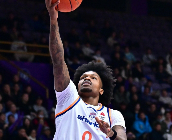 上海客场大胜宁波双杀对